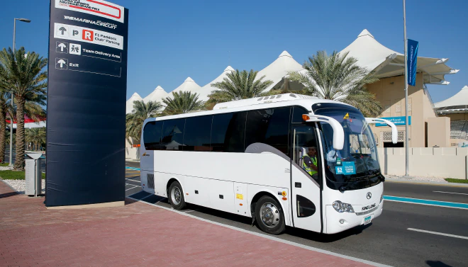Top Benefits of Using a Local Shuttle Service